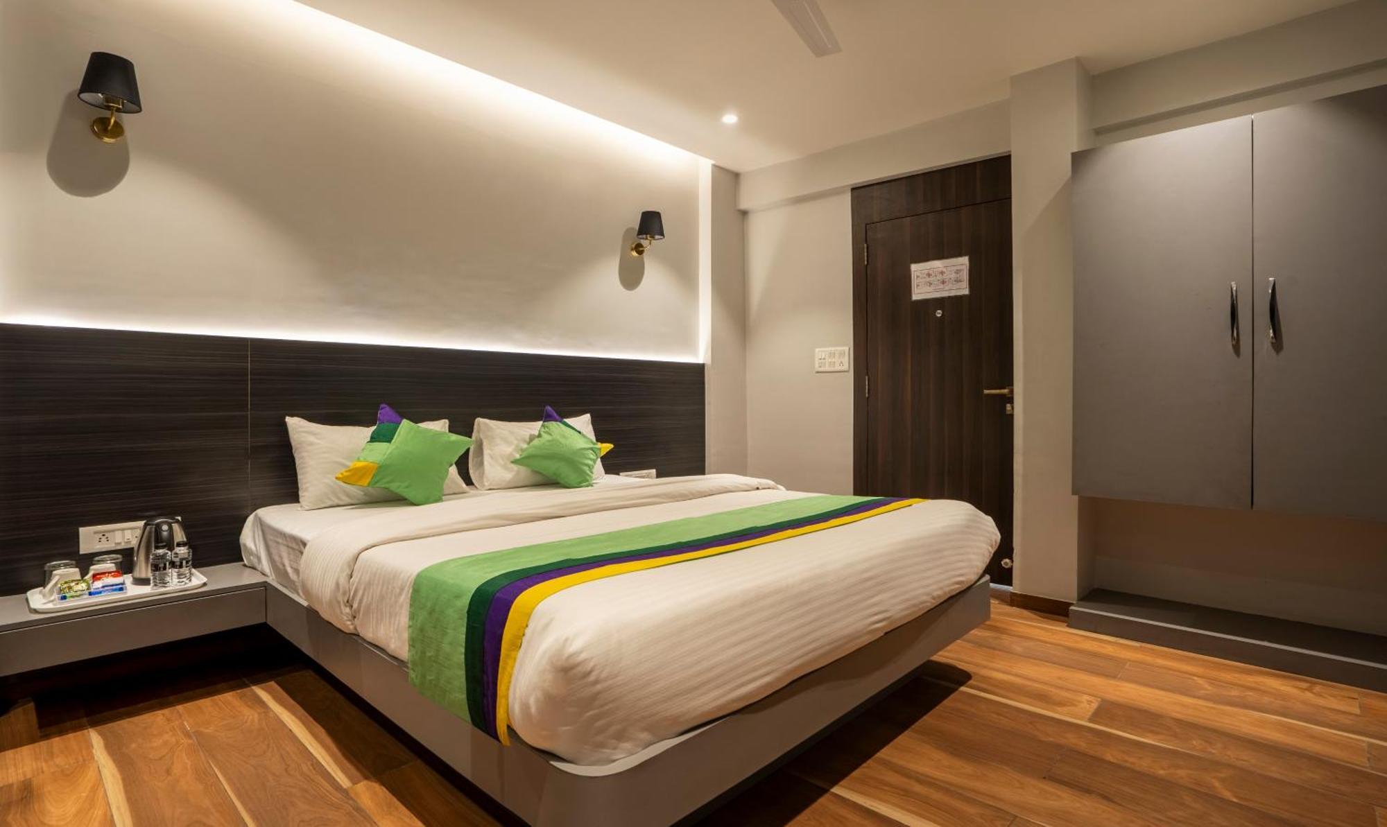 Hotel Treebo Prasha Nashik Zewnętrze zdjęcie