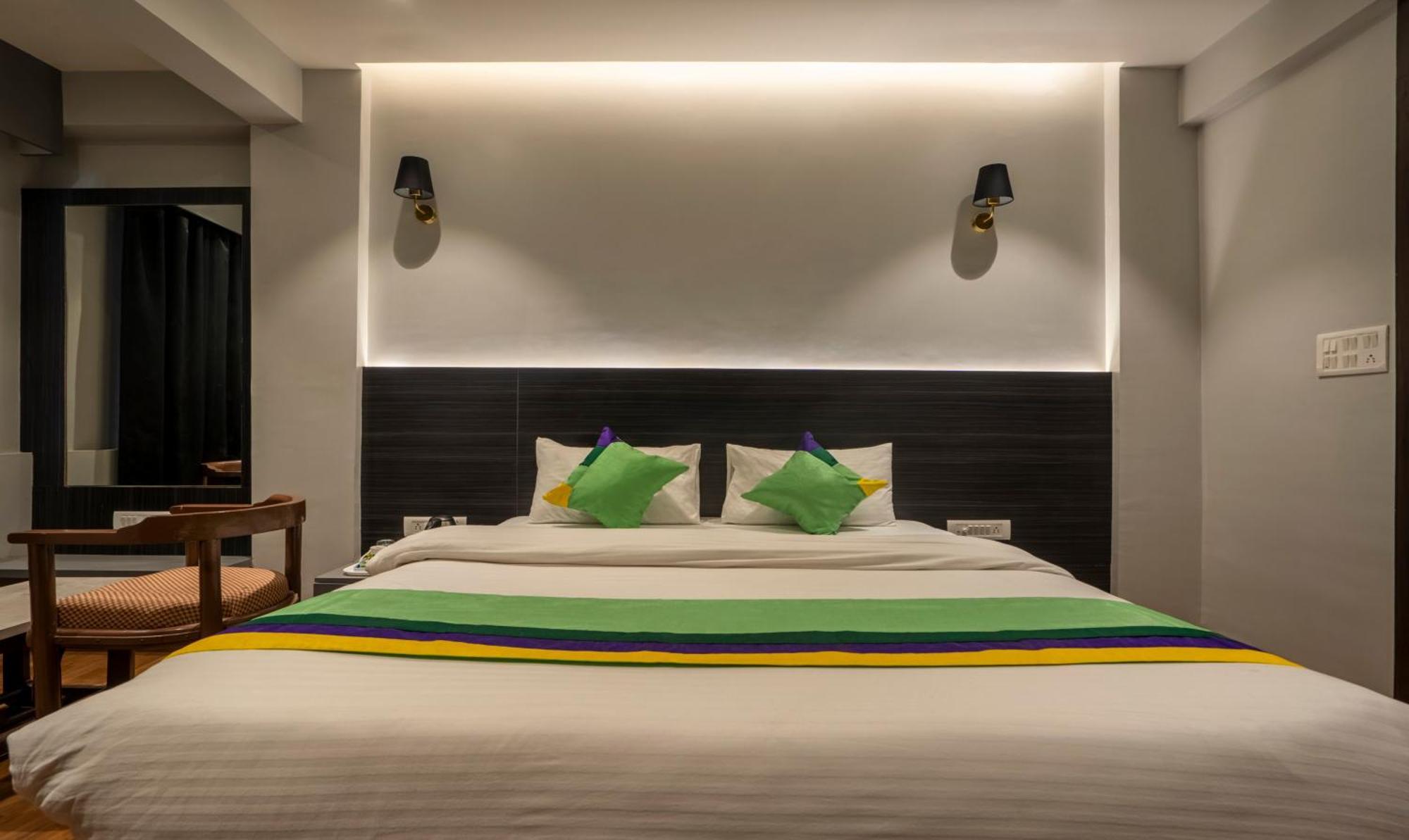 Hotel Treebo Prasha Nashik Zewnętrze zdjęcie