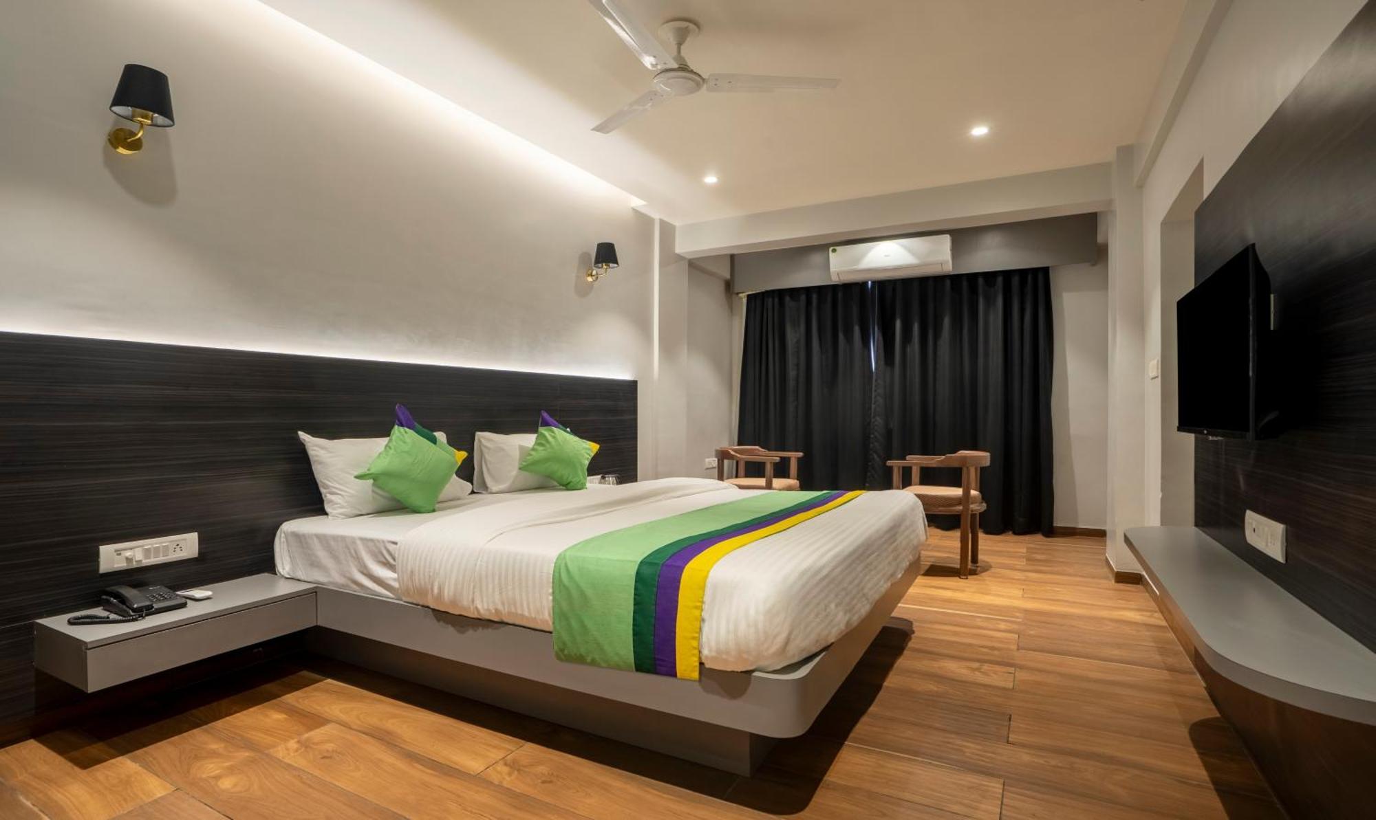 Hotel Treebo Prasha Nashik Zewnętrze zdjęcie