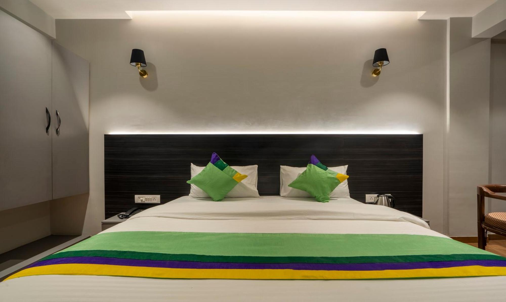 Hotel Treebo Prasha Nashik Zewnętrze zdjęcie