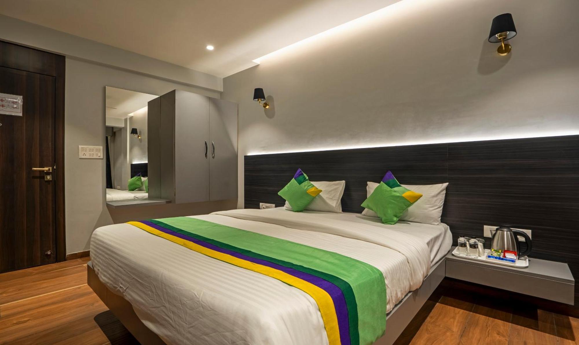 Hotel Treebo Prasha Nashik Zewnętrze zdjęcie