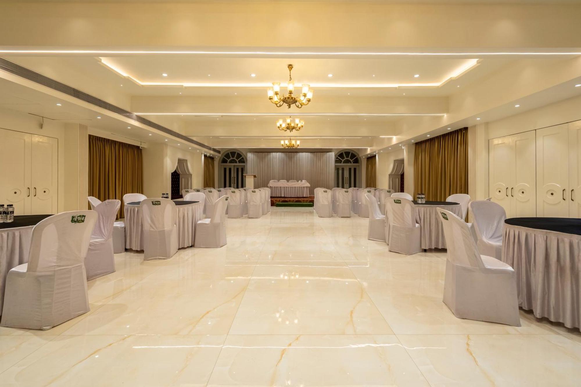 Hotel Treebo Prasha Nashik Zewnętrze zdjęcie